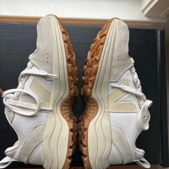 Veja White and Tan Women's Sneakers - Picture 8 of 13